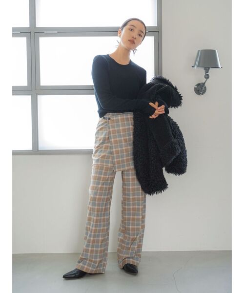 Ungrid（アングリッド）の「ポインテッドトゥローヒールブーツ（ブーツ・レディース・ブラック/ブラウン・S/M/L）」の7枚目の写真