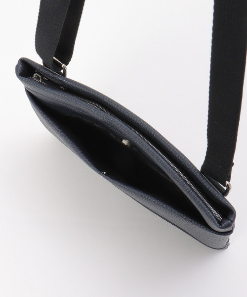 ikka（イッカ）の「シュリンクサコッシュ（ボディバッグ/ウエストポーチ・メンズ・ブラック/ネイビー/グレー・FREE）」の10枚目の写真