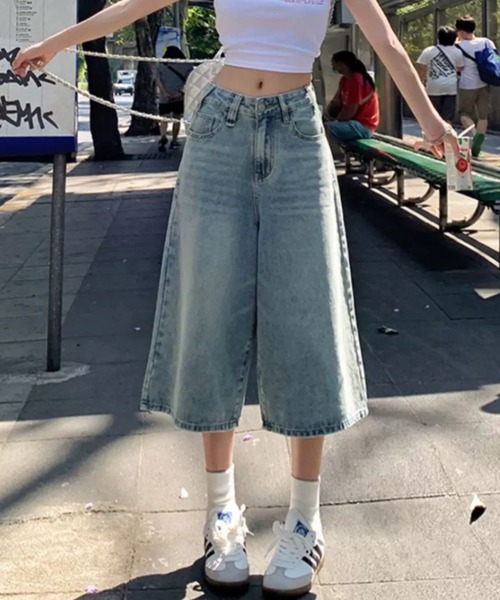 SHEENA(シーナ)の「デニムルーズハーフパンツ/バミューダパンツ(デニムパンツ・レディース・ライトブルー/ブラック・S/M/L)」の17枚目の写真