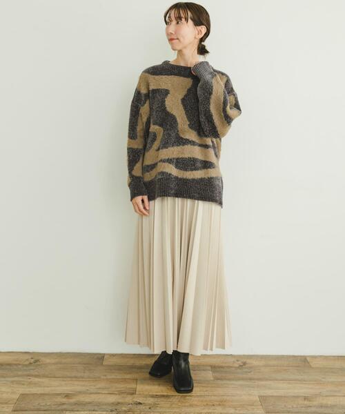 ITEMS URBANRESEARCH(アイテムズ アーバンリサーチ)の「フェイクスエードプリーツスカート(スカート・レディース・カーキ/ライトベージュ/モカ/ブラック・FREE)」の10枚目の写真