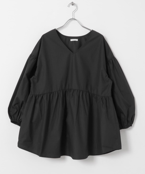 ITEMS URBANRESEARCH（アイテムズ アーバンリサーチ）の「ティアードVネックブラウス（シャツ/ブラウス・レディース・ブラック/オフホワイト/ベージュ・FREE）」の15枚目の写真