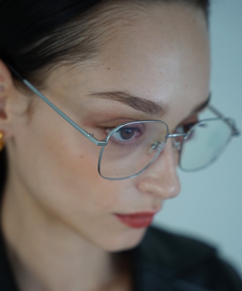 NUEF （ヌエフ）の「ユニセックス対応/NUEF/trente-neuf39/フレーム眼鏡（メガネ・レディース・シルバー/ゴールド・FREE）」の8枚目の写真