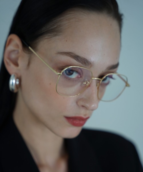 NUEF （ヌエフ）の「ユニセックス対応/NUEF/trente-neuf39/フレーム眼鏡（メガネ・レディース・シルバー/ゴールド・FREE）」の13枚目の写真