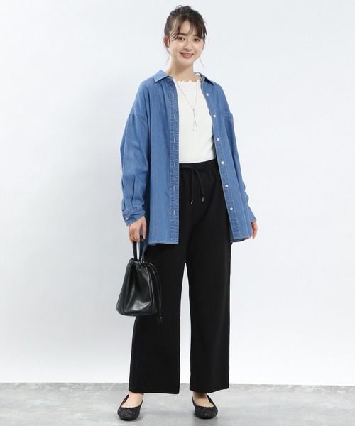 GLOBAL WORK Smile Seed Store（グローバルワーク スマイルシードストア）の「デニムオーバーサイズシャツ/131024（シャツ/ブラウス・レディース・ブルー/ネイビー・MEDIUM/SMALL/X-LARGE/LARGE）」の3枚目の写真