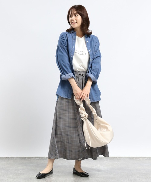 GLOBAL WORK Smile Seed Store（グローバルワーク スマイルシードストア）の「デニムオーバーサイズシャツ/131024（シャツ/ブラウス・レディース・ブルー/ネイビー・MEDIUM/SMALL/X-LARGE/LARGE）」の8枚目の写真