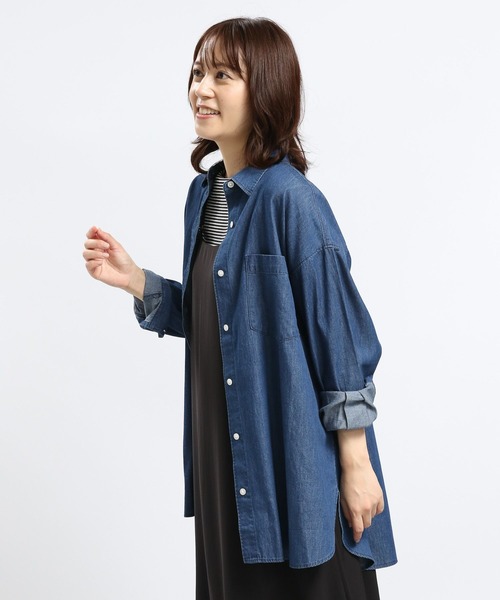 GLOBAL WORK Smile Seed Store（グローバルワーク スマイルシードストア）の「デニムオーバーサイズシャツ/131024（シャツ/ブラウス・レディース・ブルー/ネイビー・MEDIUM/SMALL/X-LARGE/LARGE）」の16枚目の写真