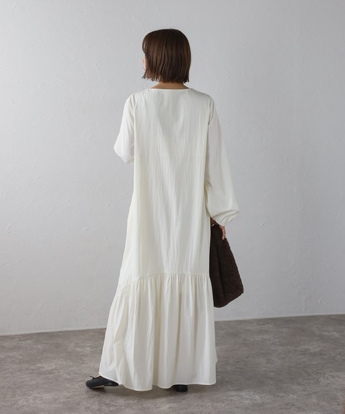 裾フレアVネックワンピース（ワンピース）｜Bonjour Sagan