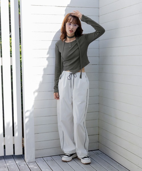 3.3 Field Trip （3.3フィールドトリップ）の「3.3 Field Trip／マフラーツキボタンロングスリーブ（Tシャツ/カットソー・レディース・グレー/ホワイト/チャコール・FREE）」の4枚目の写真