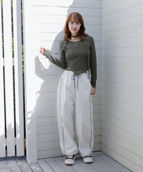 3.3 Field Trip （3.3フィールドトリップ）の「3.3 Field Trip／マフラーツキボタンロングスリーブ（Tシャツ/カットソー・レディース・グレー/ホワイト/チャコール・FREE）」の5枚目の写真