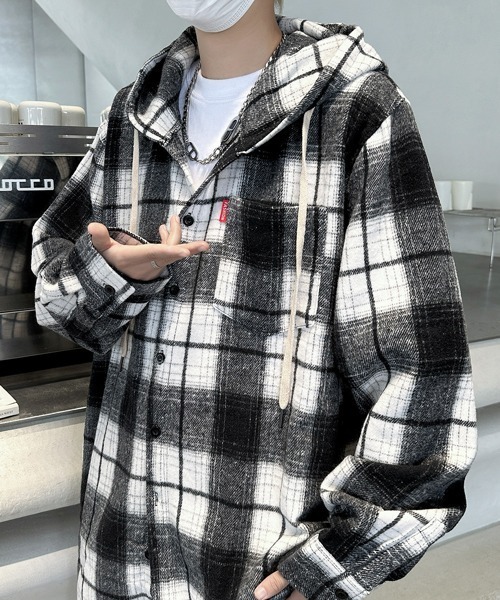 FVLMEN(フルメン)の「【FVLMEN】ombre hood check longsleeve shirt/オンブレ フード チェック ロングスリーブ シャツ(シャツ/ブラウス・メンズ・ブラック/レッド・MEDIUM/LARGE/X-LARGE)」の9枚目の写真