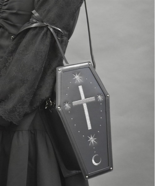 axes femme POETIQUE（アクシーズファムポエティック）の「コフィン型３ｗａｙバッグ（ショルダーバッグ・レディース・ホワイト/ブラック/ワイン・FREE）」の6枚目の写真