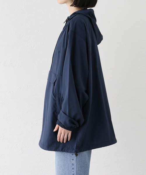 JOURNAL STANDARD LUXE（ジャーナルスタンダード　ラックス）の「Nylon Anorak パーカー（マウンテンパーカー・レディース・アイボリー/コバルトブルー・FREE）」の18枚目の写真