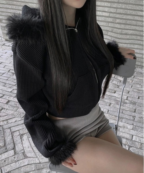 gossip！ロサンゼルス（ゴシップロサンゼルス）の「Y2K エコファー  ジップアップ リブ フードパーカー（パーカー・レディース・ブラック・FREE）」の11枚目の写真