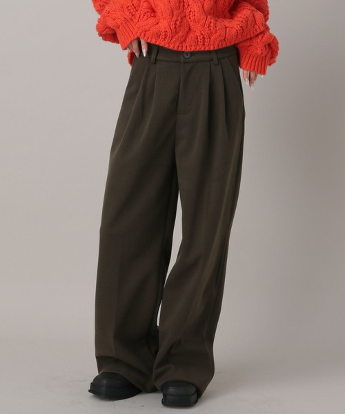 FOREVER 21（フォーエバー トゥエンティーワン）の「【2024FW】微起毛タックダブルスラックス（スラックス・レディース・チャコールグレー/ブラウン・SMALL/MEDIUM）」の2枚目の写真