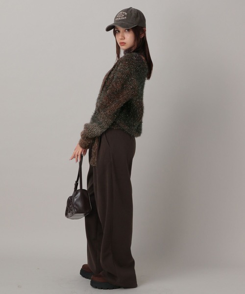 FOREVER 21（フォーエバー トゥエンティーワン）の「【2024FW】微起毛タックダブルスラックス（スラックス・レディース・チャコールグレー/ブラウン・SMALL/MEDIUM）」の8枚目の写真