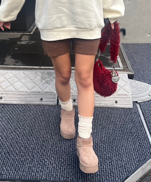 continuer de NICE CLAUP(コンティニューデナイスクラップ)の「【@may_81o企画】ニットショートパンツ(その他パンツ・レディース・ブラウン/ブラック・FREE)」の14枚目の写真