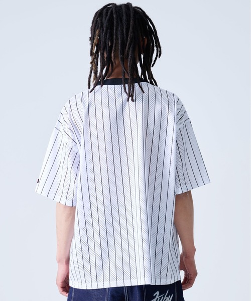 FUBU（ フブ）の「FUBU フブ ブランド ロゴ 刺繍 アメカジ メッシュ ストライプ クルーネック 半袖 Tシャツ ティーシャツ（Tシャツ/カットソー・メンズ・ホワイト/ネイビー/ブラック・L/XL/XXL/M）」の8枚目の写真