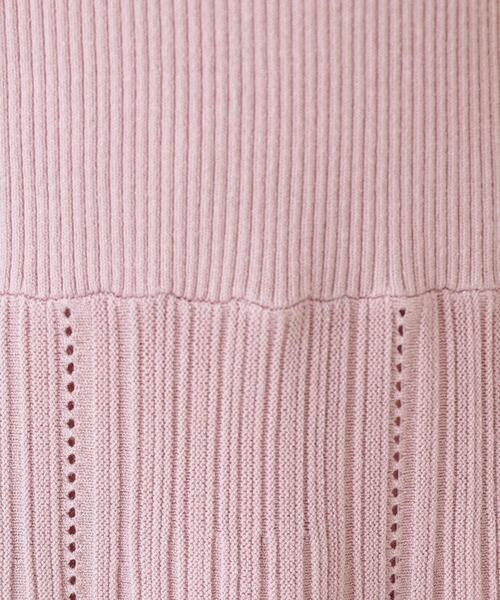 couture brooch（クチュールブローチ）の「【上品な落ち感・美シルエット】アイレットリブデザインニットワンピース（ワンピース・レディース・ネイビー/ベビーピンク/ライトグレー・36/42/38）」の14枚目の写真