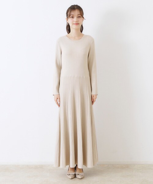 couture brooch（クチュールブローチ）の「【上品な落ち感・美シルエット】アイレットリブデザインニットワンピース（ワンピース・レディース・ネイビー/ベビーピンク/ライトグレー・36/42/38）」の16枚目の写真