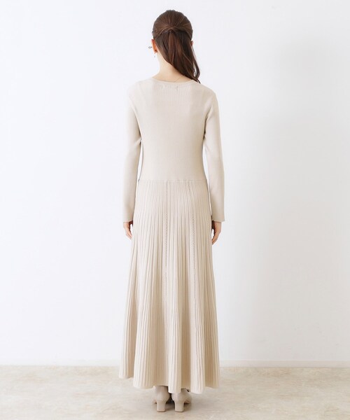 couture brooch（クチュールブローチ）の「【上品な落ち感・美シルエット】アイレットリブデザインニットワンピース（ワンピース・レディース・ネイビー/ベビーピンク/ライトグレー・36/42/38）」の18枚目の写真