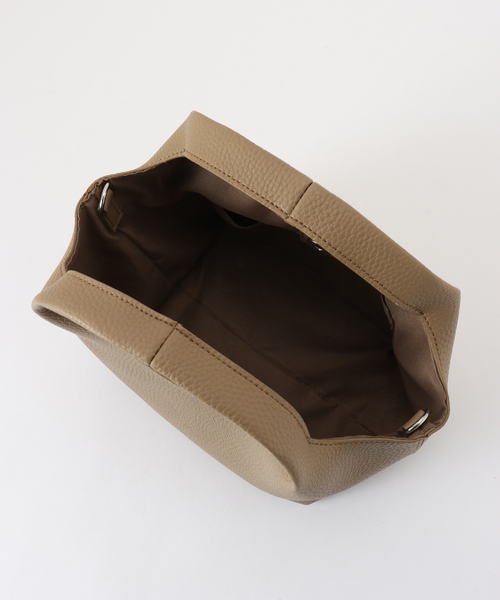 B.C STOCK（ベーセーストック）の「スクエアハンドBAG（ショルダーバッグ・レディース・アイボリー/ネイビー/レッド/ベージュ・FREE）」の12枚目の写真