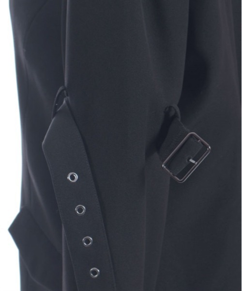 axes femme POETIQUE（アクシーズファムポエティック）の「ボンテージデザインジャケット（テーラードジャケット・レディース・ブラック/グレー・MEDIUM）」の6枚目の写真