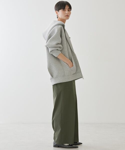 AMERICAN HOLIC(アメリカンホリック)の「ダンボールポンチZIPパーカー(パーカー・レディース・グレー系その他/グレイッシュベージュ/ブラック・M/L)」の9枚目の写真