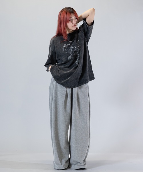 Naive magic(ナイーブマジック)の「【a】〔Naive Magic〕スノーウォッシュ フラワー/アブストラクト プリントTシャツ(Tシャツ/カットソー・メンズ・ブラック系1/ブラック系2・MEDIUM/LARGE)」の5枚目の写真