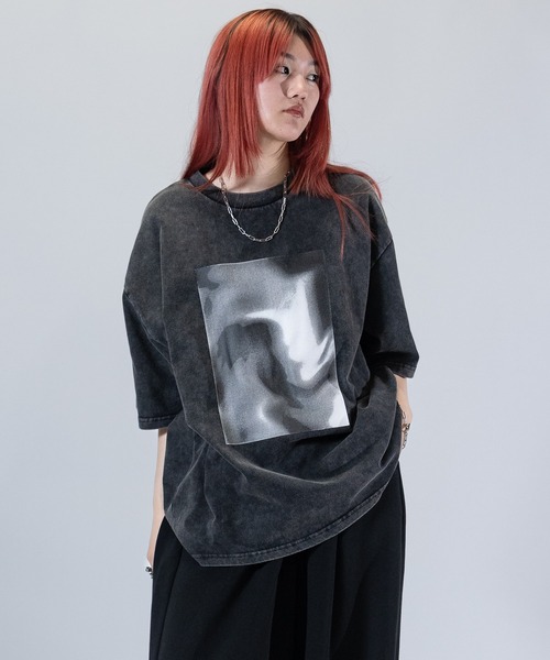 Naive magic(ナイーブマジック)の「【a】〔Naive Magic〕スノーウォッシュ フラワー/アブストラクト プリントTシャツ(Tシャツ/カットソー・メンズ・ブラック系1/ブラック系2・MEDIUM/LARGE)」の11枚目の写真