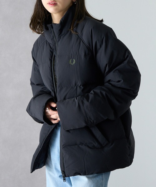 FRED PERRY(フレッドペリー)の「【FRED PERRY】RAGLAN SLEEVE PADDED JACKET ラグランスリーブ中綿ジャケット J1309(ダウンジャケット/コート・メンズ・ブラック・S/L/M)」の11枚目の写真