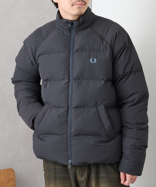 FRED PERRY(フレッドペリー)の「【FRED PERRY】RAGLAN SLEEVE PADDED JACKET ラグランスリーブ中綿ジャケット J1309(ダウンジャケット/コート・メンズ・ブラック・S/L/M)」の19枚目の写真