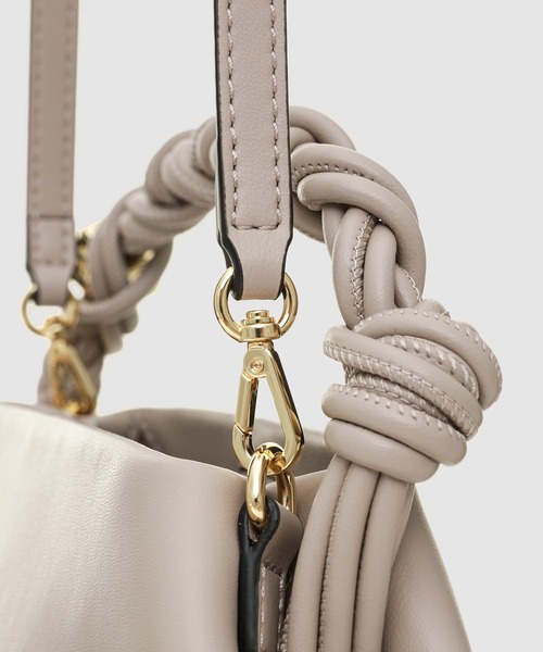 GANNI(ガニー)の「Ganni Bou Bag Mini(ハンドバッグ・レディース・グレー系その他・ONE SIZE)」の4枚目の写真