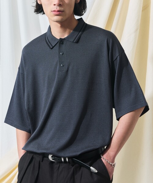 FREAK'S STORE(フリークスストア)の「限定展開 Relax Fit リラックスフィット ニットポロシャツ / 接触冷感(ポロシャツ・メンズ・ブラック/ネイビー/グレー系その他/チャコールグレー/ブラック系その他2/ブラック系その他/ベージュ・LARGE/MEDIUM/SMALL)」の5枚目の写真