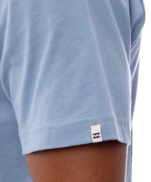 BILLABONG（ビラボン）の「BILLABONG メンズ ADVISORY Tシャツ 【2025年春夏モデル】/ビラボンバックプリントクルーネック半袖Tシャツ（Tシャツ/カットソー・メンズ・ホワイト/ブルー系その他/ブラック系その他/クリーム・MEDIUM/SMALL/X-LARGE/LARGE）」の8枚目の写真