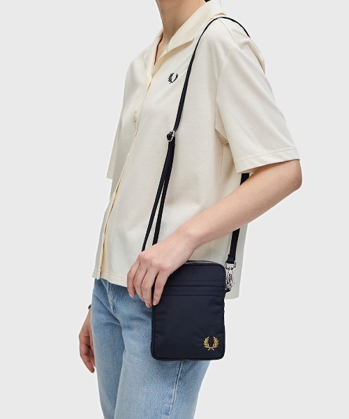 SALE】フレッドペリー FRED PERRY タンブルドレザー サイド