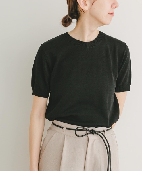 ITEMS URBANRESEARCH（アイテムズ アーバンリサーチ）の「コンパクト半袖ニット（ニット/セーター・レディース・ブラック/オフホワイト/オレンジ・FREE）」の9枚目の写真