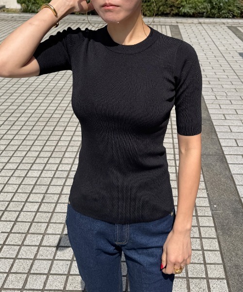 JENNE(ジェンヌ)の「美シルエットニットトップス(Tシャツ/カットソー・レディース・サックスブルー/ブラック/ホワイト・SMALL/MEDIUM/LARGE)」の9枚目の写真