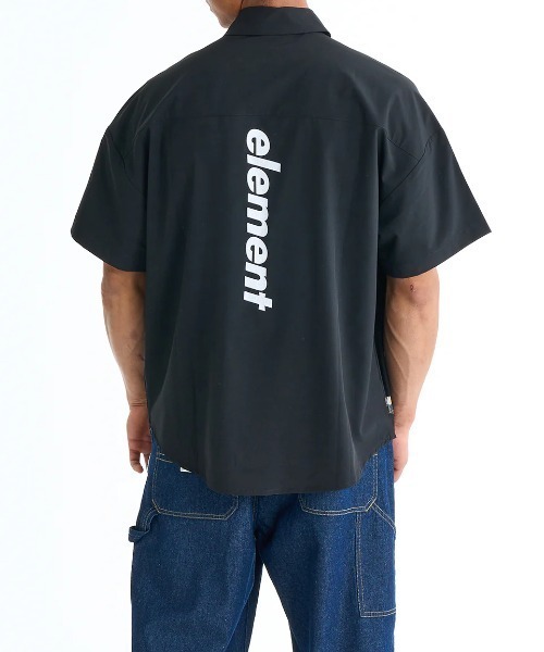 ELEMENT(エレメント)の「ELEMENT メンズ WATER SHIRTS SS 半袖シャツ 【2025年夏モデル】/エレメントバックロゴプリント水陸両用半袖シャツ(シャツ/ブラウス・メンズ・ブラック/グレー・LARGE/MEDIUM/X-LARGE)」の2枚目の写真