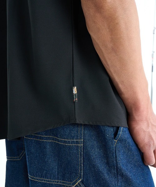 ELEMENT(エレメント)の「ELEMENT メンズ WATER SHIRTS SS 半袖シャツ 【2025年夏モデル】/エレメントバックロゴプリント水陸両用半袖シャツ(シャツ/ブラウス・メンズ・ブラック/グレー・LARGE/MEDIUM/X-LARGE)」の8枚目の写真
