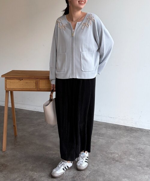 Chez toi（シェトワ）の「プリーツナロースカート（スカート・レディース・ベージュ/オレンジ/カーキ/ブルー/ブラック・FREE）」の16枚目の写真