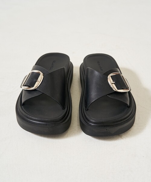 セール】限定展開 厚底ワンベルトサンダル[23.0cm～24.5cm展開