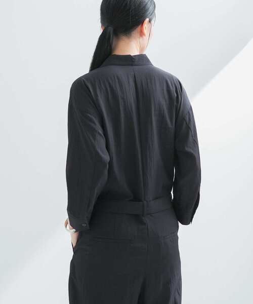 URBAN RESEARCH（アーバンリサーチ）の「『2サイズ展開』フロントタックジャンプスーツ（サロペット/オーバーオール・レディース・ブラック/チャコールグレー・38/40）」の5枚目の写真