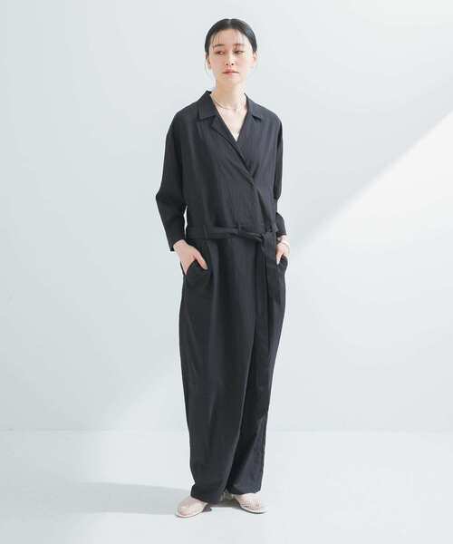 URBAN RESEARCH（アーバンリサーチ）の「『2サイズ展開』フロントタックジャンプスーツ（サロペット/オーバーオール・レディース・ブラック/チャコールグレー・38/40）」の9枚目の写真