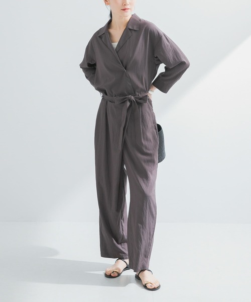 URBAN RESEARCH（アーバンリサーチ）の「『2サイズ展開』フロントタックジャンプスーツ（サロペット/オーバーオール・レディース・ブラック/チャコールグレー・38/40）」の17枚目の写真