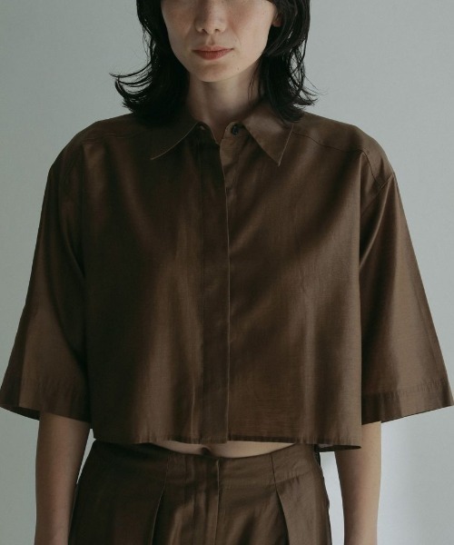 anuke（アンヌーク）の「anuke Halfsleeve Box Shirts 62510429（シャツ/ブラウス・レディース・ライトグリーン/ブラウン/オフホワイト・FREE）」の3枚目の写真