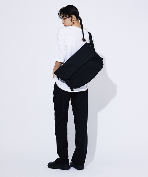 NOIR(ノワール)の「【NoiR/ノアール】ComCompass messenger N25002/メッセンジャーバッグ(メッセンジャーバッグ・メンズ・ブラック/ブラック系その他・フリー)」の3枚目の写真