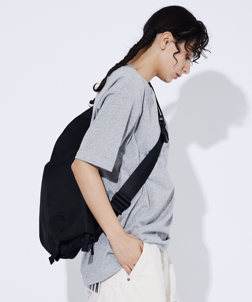 NOIR(ノワール)の「【NoiR/ノアール】ComCompass messenger N25002/メッセンジャーバッグ(メッセンジャーバッグ・メンズ・ブラック/ブラック系その他・フリー)」の5枚目の写真