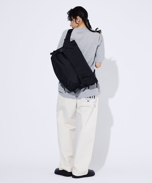 NOIR(ノワール)の「【NoiR/ノアール】ComCompass messenger N25002/メッセンジャーバッグ(メッセンジャーバッグ・メンズ・ブラック/ブラック系その他・フリー)」の6枚目の写真