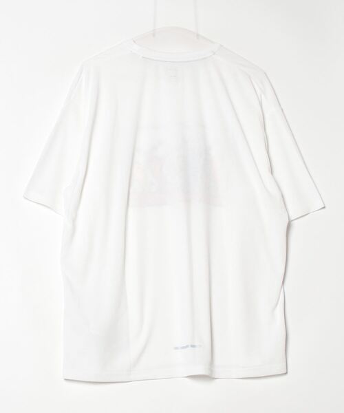 TIGORA(ティゴラ)の「ティゴラ TIGORA ランニング半袖Tシャツ ボックスグラフィック(キースへリング)(Tシャツ/カットソー・メンズ・ホワイト×ブルー/ホワイト×ピンク・SS/S/M/L/XL)」の3枚目の写真