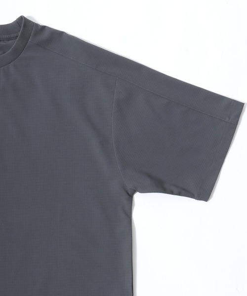 CAPTAIN STAG（キャプテンスタッグ）の「CAPTAIN STAG/キャプテンスタッグ LOFT AIR ストレッチ 裾ドローコード 半袖Tシャツ レディース メンズ（Tシャツ/カットソー・メンズ・グレー/チャコール/ネイビー・M/L/LL）」の12枚目の写真